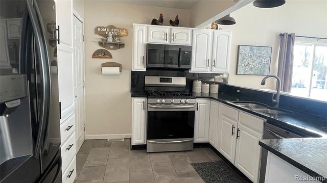 7120 Lapeer Road, Davison, MI 48423