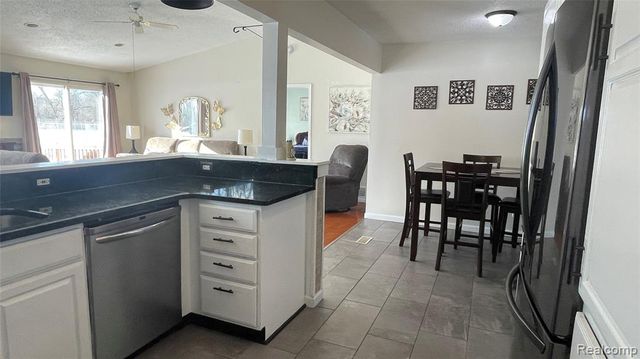 7120 Lapeer Road, Davison, MI 48423