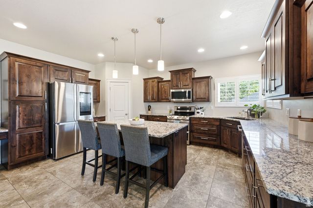 2534 N 1275 W, Clinton, UT 84015