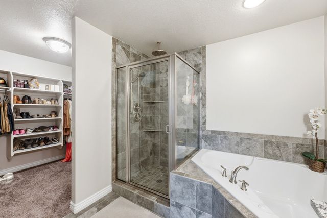 2534 N 1275 W, Clinton, UT 84015