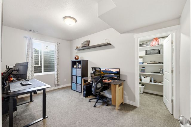 2534 N 1275 W, Clinton, UT 84015