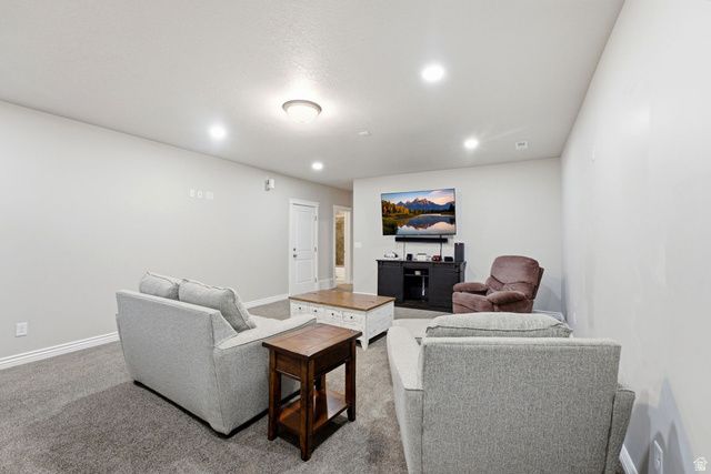 2534 N 1275 W, Clinton, UT 84015