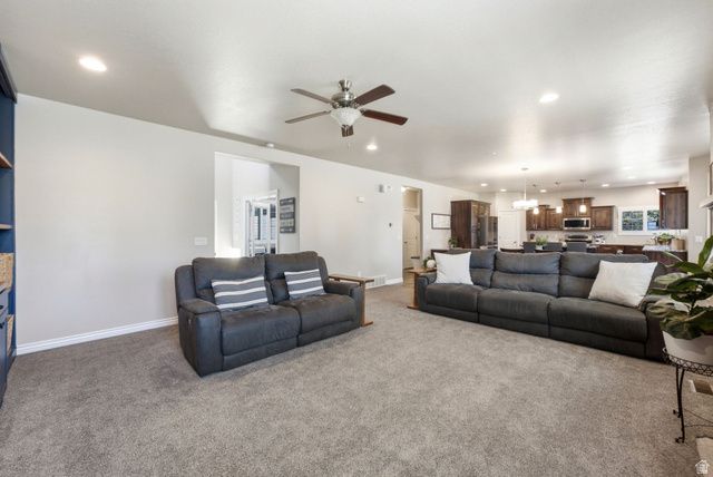 2534 N 1275 W, Clinton, UT 84015