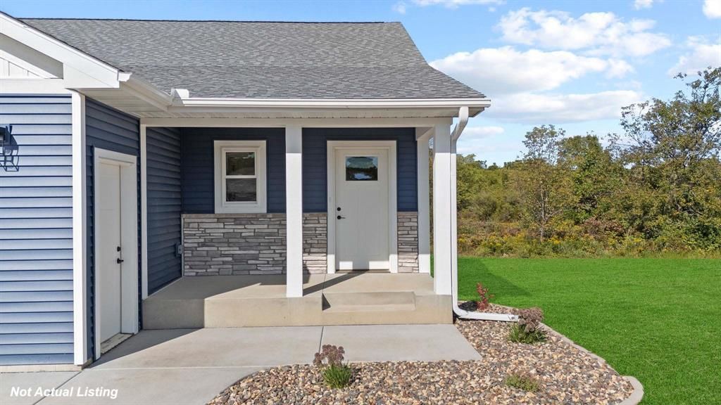 415 Finvold Street, Woodville, WI 54028