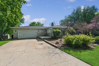 24908 Hemphill Drive, Elwood, IL 60421