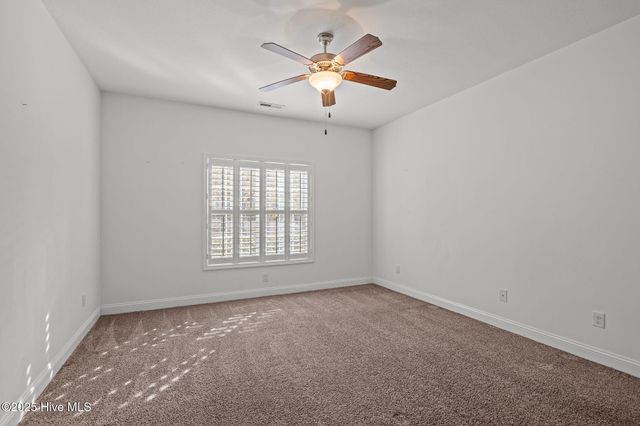 100 White Swan Way, Swansboro, NC 28584