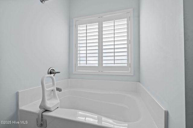 100 White Swan Way, Swansboro, NC 28584