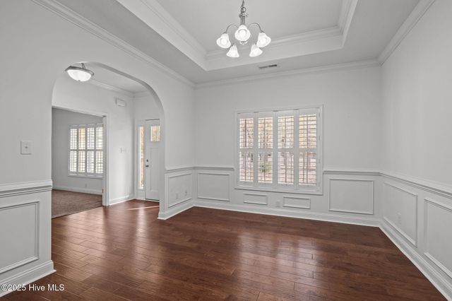 100 White Swan Way, Swansboro, NC 28584