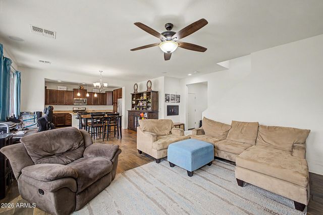 3135 E QUINCE Street, Mesa, AZ 85213