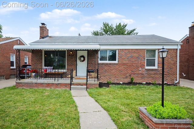 21701 Sunnyside Street, St. Clair Shores, MI 48080
