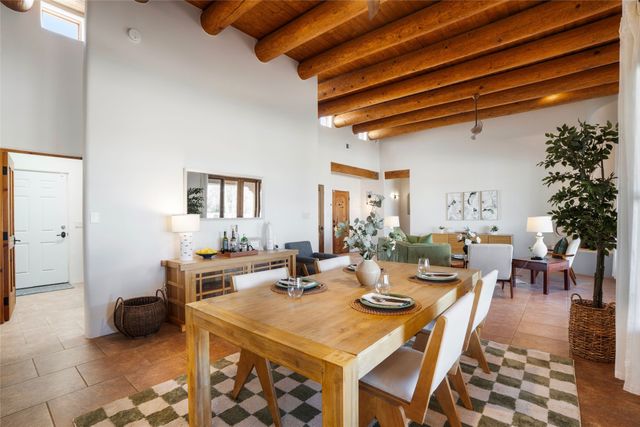 38 Encantado Loop, Santa Fe, NM 87508