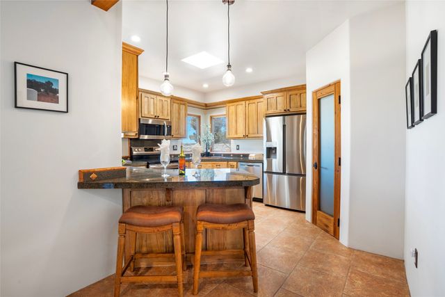 38 Encantado Loop, Santa Fe, NM 87508