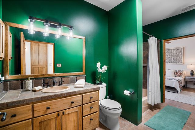 38 Encantado Loop, Santa Fe, NM 87508