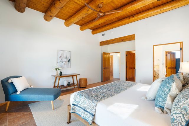 38 Encantado Loop, Santa Fe, NM 87508