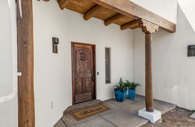 38 Encantado Loop, Santa Fe, NM 87508