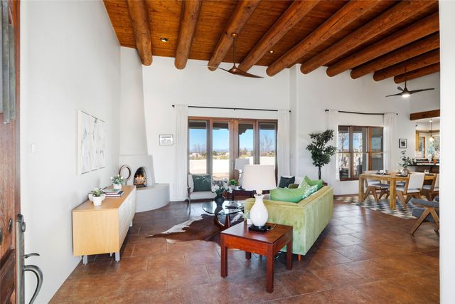 38 Encantado Loop, Santa Fe, NM 87508