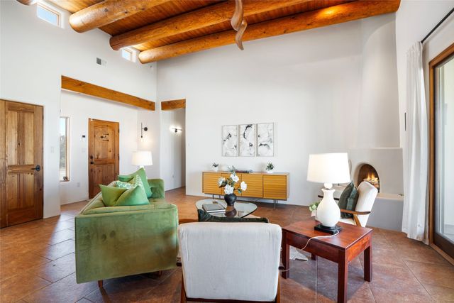 38 Encantado Loop, Santa Fe, NM 87508