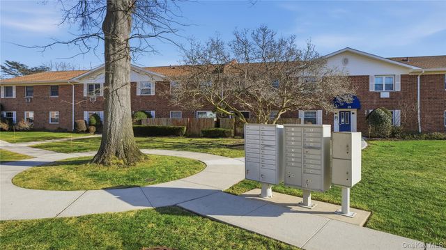 460 Old Town Road 28-A, Port Jefferson Station, NY 11766