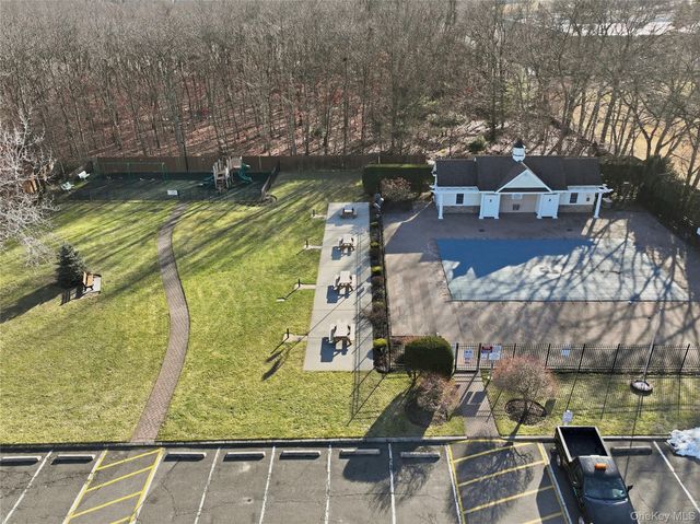 460 Old Town Road 28-A, Port Jefferson Station, NY 11766