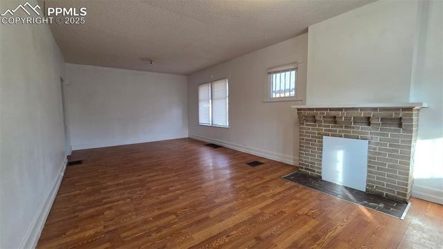 1213 E 11th Street, Pueblo, CO 81001