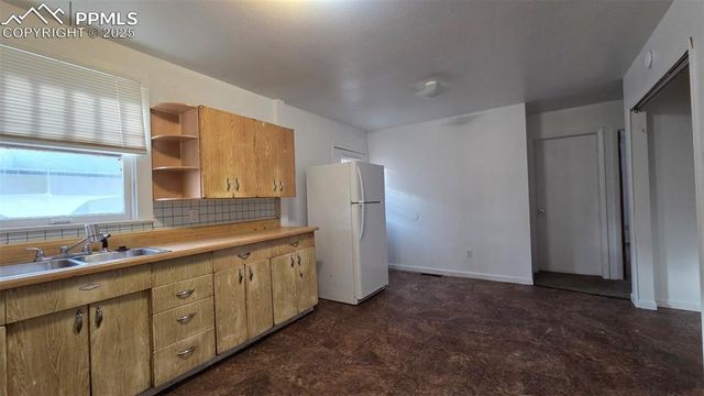 1213 E 11th Street, Pueblo, CO 81001