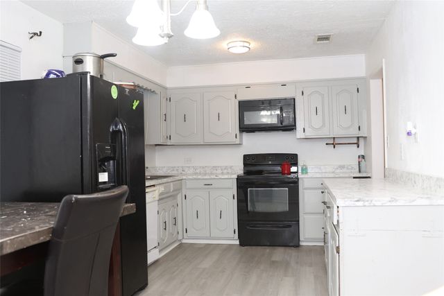 1143 Southland Park Drive, Shreveport, LA 71118