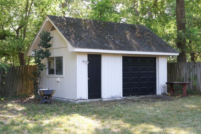 1143 Southland Park Drive, Shreveport, LA 71118