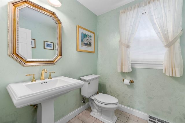 4 Dorset Drive, Walpole, MA 02032