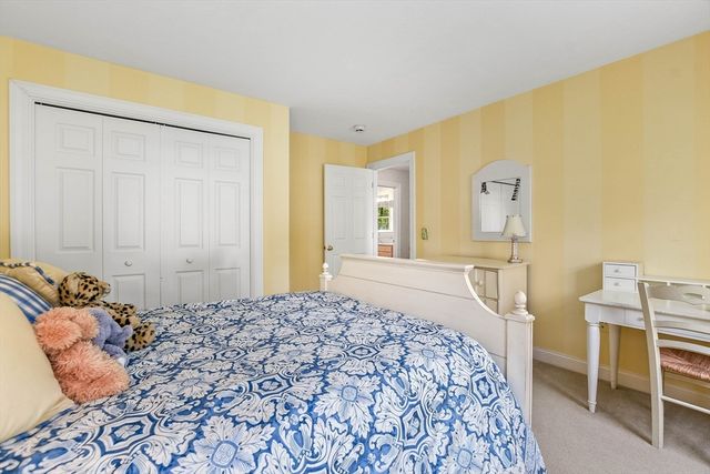4 Dorset Drive, Walpole, MA 02032