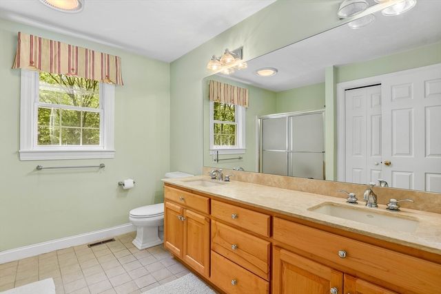 4 Dorset Drive, Walpole, MA 02032
