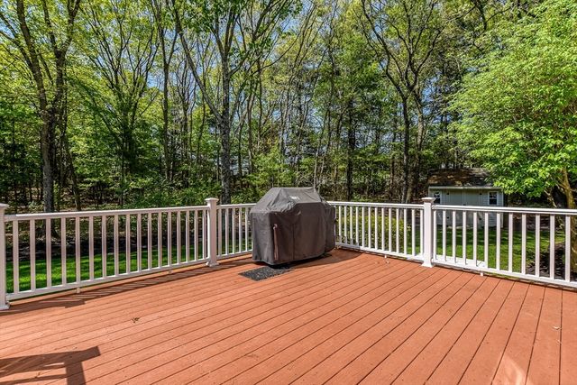 4 Dorset Drive, Walpole, MA 02032