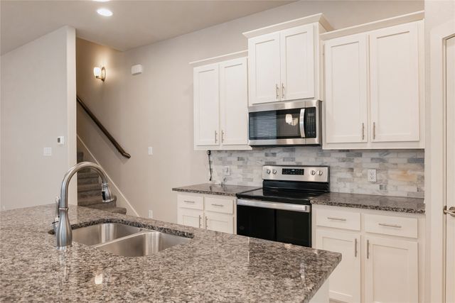 825 Eaglescliffe Landing, Wylie, TX 75098