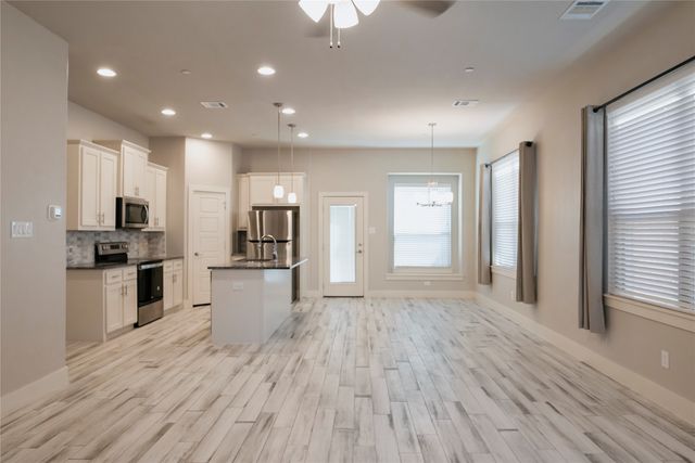 825 Eaglescliffe Landing, Wylie, TX 75098