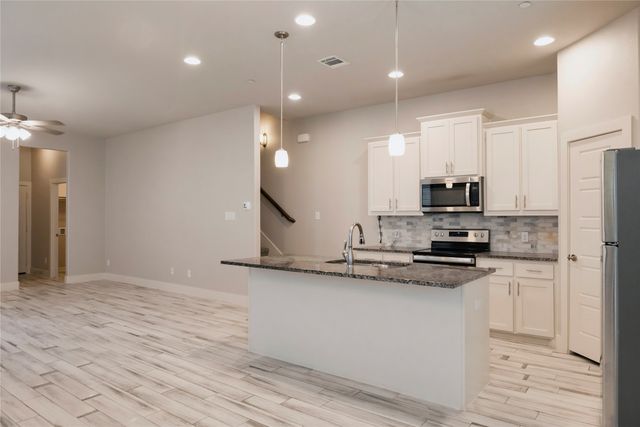 825 Eaglescliffe Landing, Wylie, TX 75098