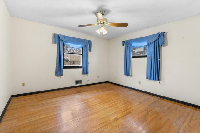 2662 1st Avenue E, North Saint Paul, MN 55109