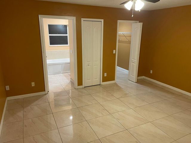 976 SW Whittier Terrace, Port St. Lucie, Port St Lucie, FL 34953