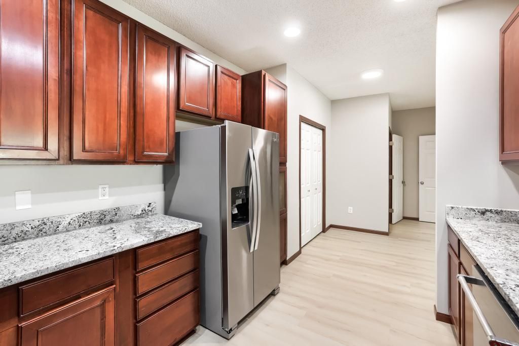 4940 Underwood Lane N 4940D, Plymouth, MN 55442 — photo 3