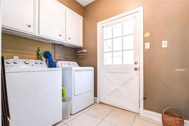 32037 Dobbin Huffsmith Road, Magnolia, TX 77354