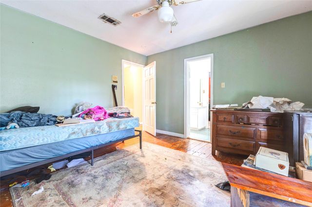 32037 Dobbin Huffsmith Road, Magnolia, TX 77354