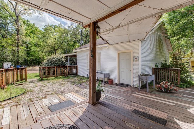 32037 Dobbin Huffsmith Road, Magnolia, TX 77354