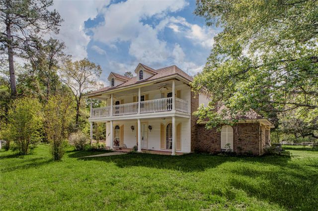 32037 Dobbin Huffsmith Road, Magnolia, TX 77354