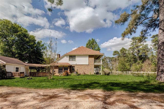 32037 Dobbin Huffsmith Road, Magnolia, TX 77354