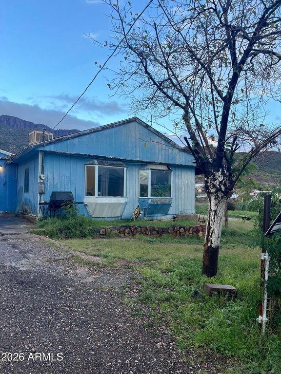 451 S Stone Avenue, Superior, AZ 85173
