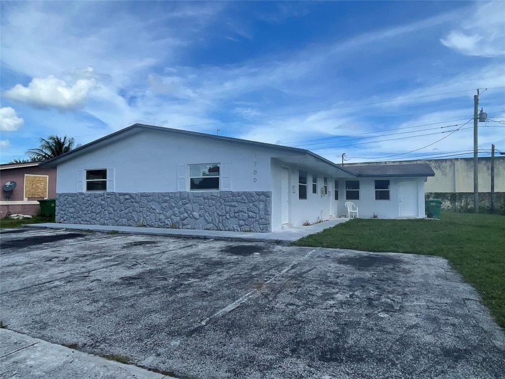 1700 NW 52nd Avenue 1, Lauderhill, FL 33313