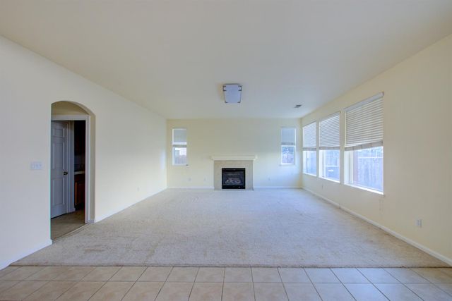 4651 Stern Dr, Merced, CA 95348