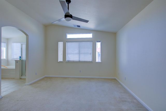 4651 Stern Dr, Merced, CA 95348