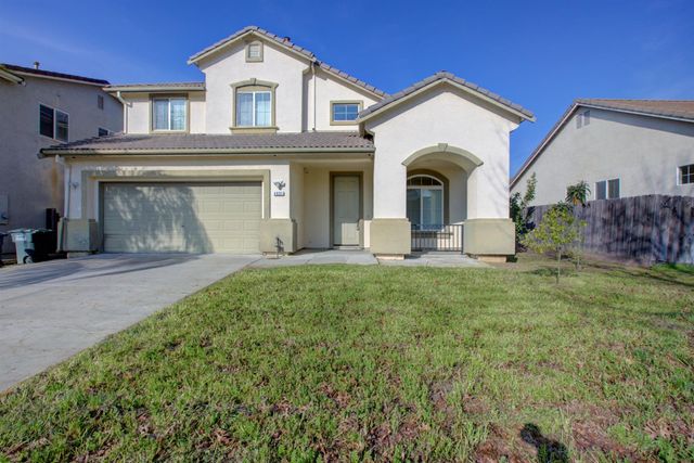 4651 Stern Dr, Merced, CA 95348