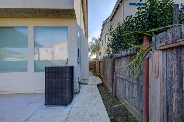 4651 Stern Dr, Merced, CA 95348