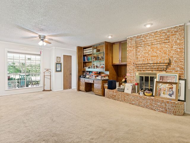 501 Stevens Drive, Benbrook, TX 76126