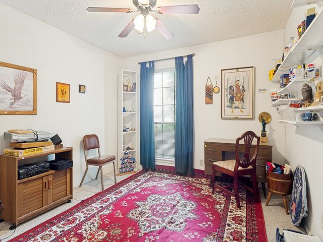 501 Stevens Drive, Benbrook, TX 76126